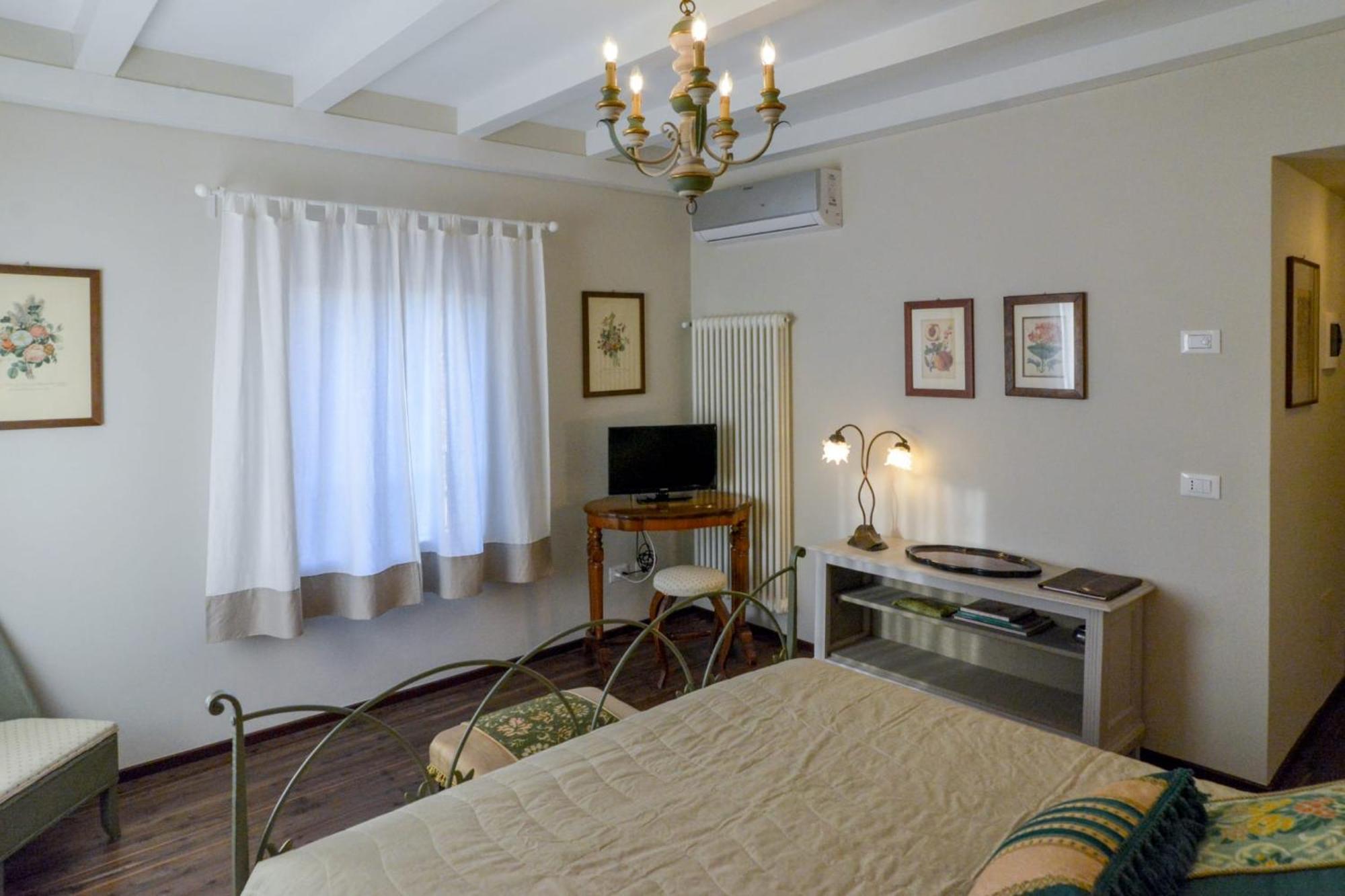 I Torretti Locazione Turistica, Ristorante, Lounge Bar Asolo Exterior foto